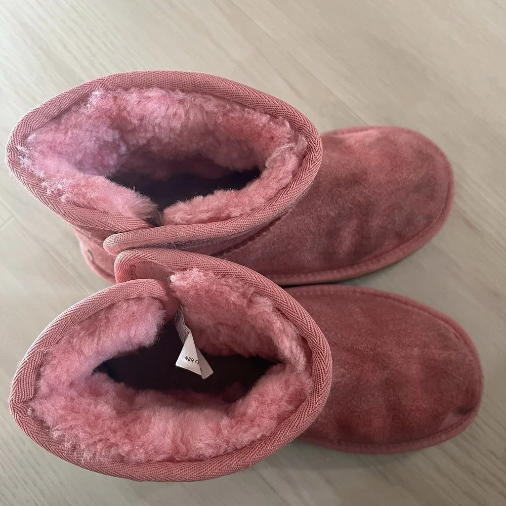 UGGs T Jona Button Boots  1118890-K Kids Footwear Size US 2